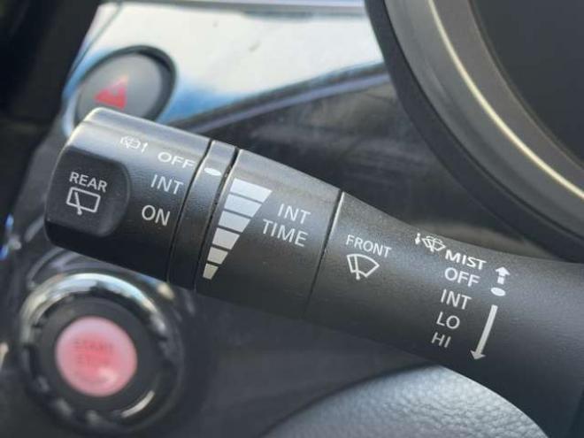 エルグランド3.5 ライダー 4WD　本革シート　サンルーフ　両側Pスライド　パワーバックドア 3500