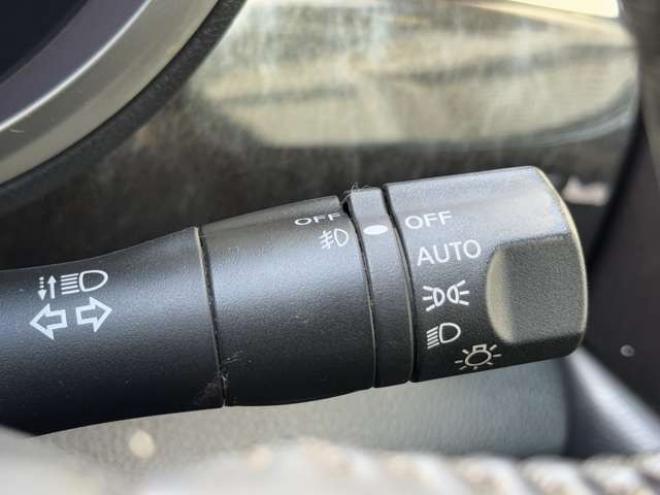 エルグランド3.5 ライダー 4WD　本革シート　サンルーフ　両側Pスライド　パワーバックドア 3500