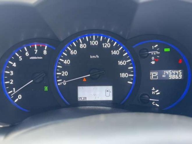 エルグランド3.5 ライダー 4WD　本革シート　サンルーフ　両側Pスライド　パワーバックドア 3500