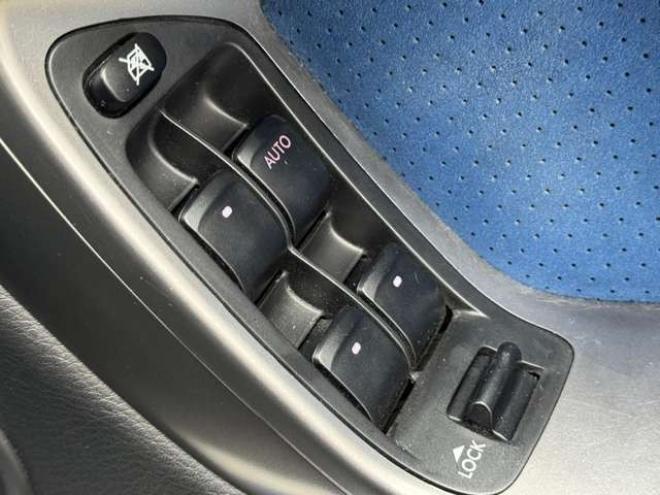 レガシィB4 2.0 GT WRリミテッド2005 4WD　Bluetooth　ハーフレザー　Tベルト交換済み 2000