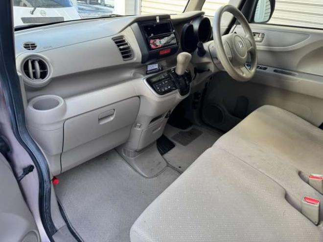 N-BOXG 4WD　夏冬タイヤ 660