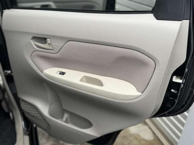 ムーヴX SA 4WD　キーフリー　プッシュスタート 660