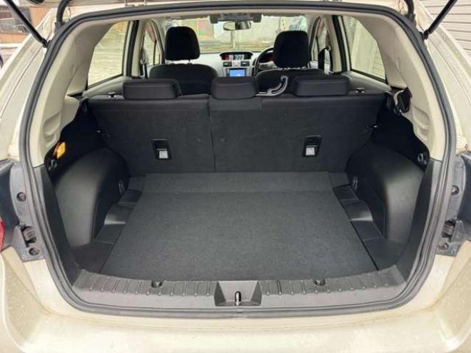 インプレッサスポーツ 2.0 i アイサイト 4WD　ナビ　TV　Bカメラ　Egスターター　夏冬タイヤ 2000