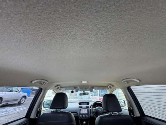 インプレッサスポーツ 2.0 i-S アイサイト 4WD　本革シート　HID　Bluetooth 2000