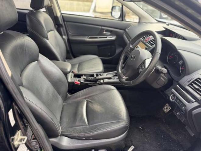 インプレッサスポーツ 2.0 i-S アイサイト 4WD　本革シート　HID　Bluetooth 2000