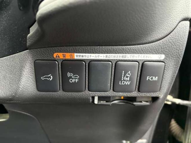 アウトランダーPHEV2.0 G ナビパッケージ 4WD　 2000