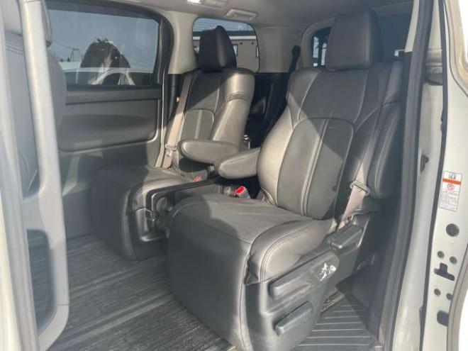 アルファードハイブリッド 2.5 S E-Four 4WD　 2500