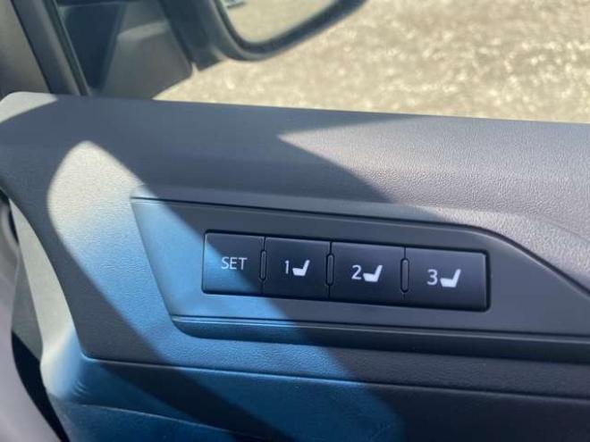 アルファードハイブリッド 2.5 SR E-Four 4WD　 2500