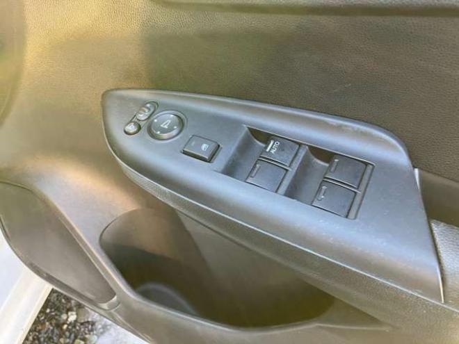 フィット1.5 ハイブリッド Lパッケージ 4WD　 1500