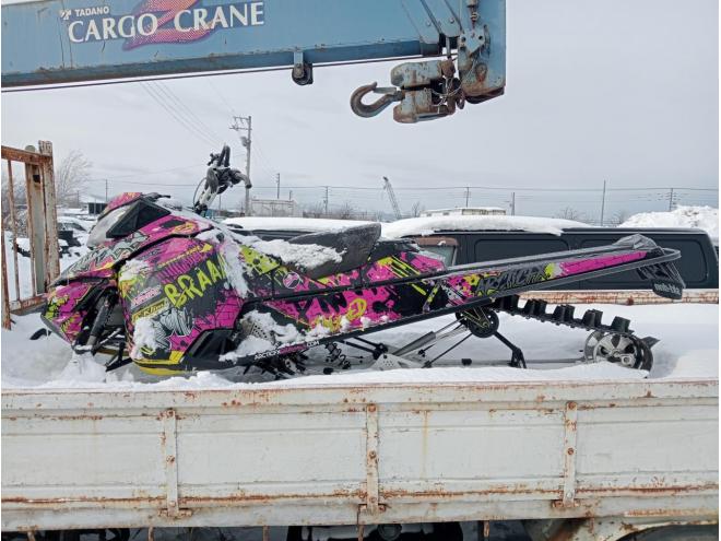 スノーバイクスキードゥスノーモービル ski-doo  ポラリス。CAT。ヤマハ取り扱い委託あり