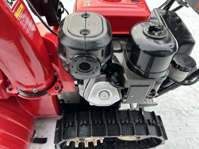 除雪機ホンダHS870S点検整備塗装済み