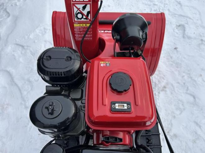 除雪機ホンダHS870S点検整備塗装済み