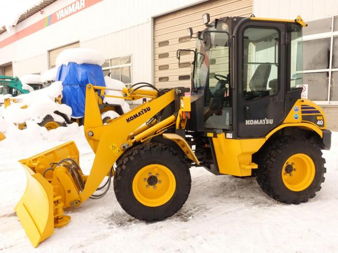 ホイールローダコマツ WA40-6　バケット容量0.5m3　マルチプラウ
