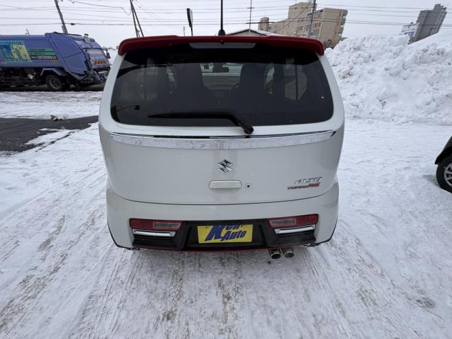 アルトALTO TURBO RS 4WD本州仕入　寒冷地仕様　ブレーキアシスト　TURBO 5AG 純正ワンセグナビ　シートヒーター　HIDヘッド　PUSHスタート　スマートキースペアー有　１５インチアルミ　エンジンオイル交換　スタットレス付　スポーツマフラー付　ETC 4WD 660 ５Dr