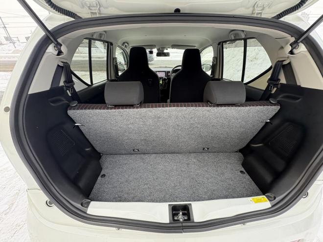 アルトALTO TURBO RS 4WD本州仕入　寒冷地仕様　ブレーキアシスト　TURBO 5AG 純正ワンセグナビ　シートヒーター　HIDヘッド　PUSHスタート　スマートキースペアー有　１５インチアルミ　エンジンオイル交換　スタットレス付　スポーツマフラー付　ETC 4WD 660 ５Dr