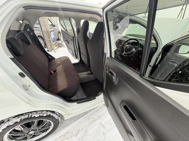 アルトALTO TURBO RS 4WD本州仕入　寒冷地仕様　ブレーキアシスト　TURBO 5AG 純正ワンセグナビ　シートヒーター　HIDヘッド　PUSHスタート　スマートキースペアー有　１５インチアルミ　エンジンオイル交換　スタットレス付　スポーツマフラー付　ETC 4WD 660 ５Dr