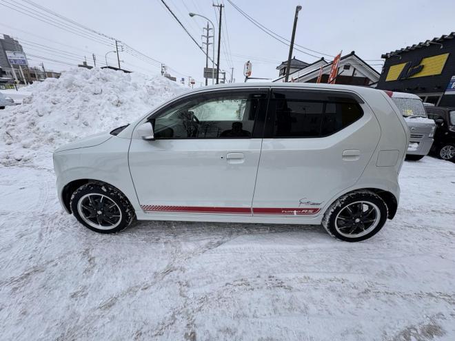 アルトALTO TURBO RS 4WD本州仕入　寒冷地仕様　ブレーキアシスト　TURBO 5AG 純正ワンセグナビ　シートヒーター　HIDヘッド　PUSHスタート　スマートキースペアー有　１５インチアルミ　エンジンオイル交換　スタットレス付　スポーツマフラー付　ETC 4WD 660 ５Dr