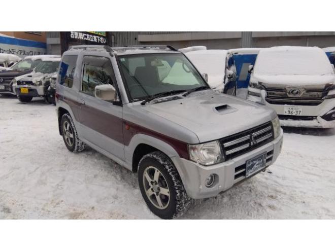 パジェロミニエクシード　4WD 660 3Dr