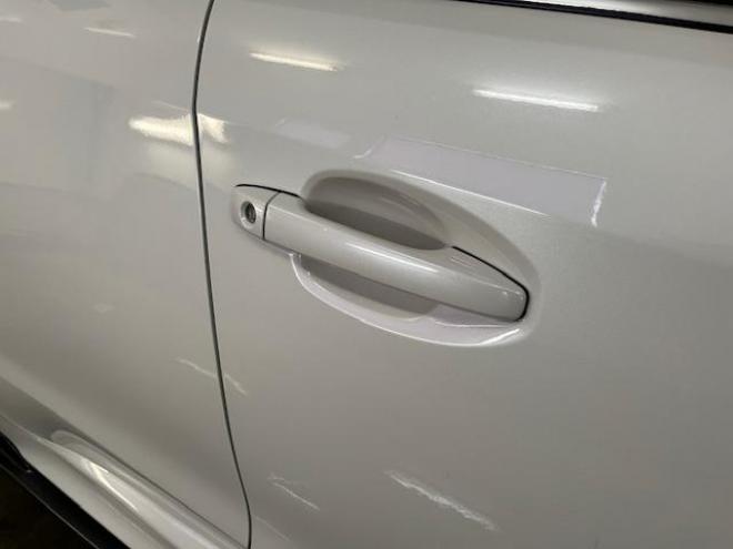 レヴォーグ１．６　ＧＴ－Ｓアイサイト　本州仕入　ワンオーナー　禁煙車　ＳＴｉスポイラー　社外１８インチＡＷ　純正１８ＡＷ＋スタッドレスタイヤ付　純正ナビ　フルセグ地デジ　ＤＶＤ再生　バックカメラ　Ｂｌｕｅｔｏｏｔｈハンズフリー　ＥＴＣ 4WD 1600 5Dr