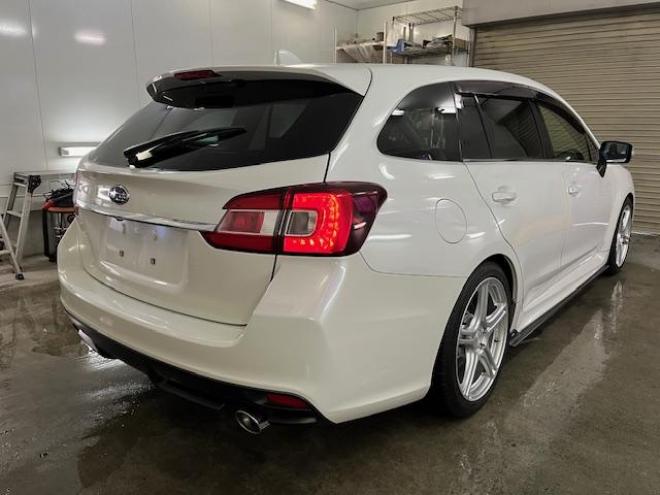 レヴォーグ１．６　ＧＴ－Ｓアイサイト　本州仕入　ワンオーナー　禁煙車　ＳＴｉスポイラー　社外１８インチＡＷ　純正１８ＡＷ＋スタッドレスタイヤ付　純正ナビ　フルセグ地デジ　ＤＶＤ再生　バックカメラ　Ｂｌｕｅｔｏｏｔｈハンズフリー　ＥＴＣ 4WD 1600 5Dr