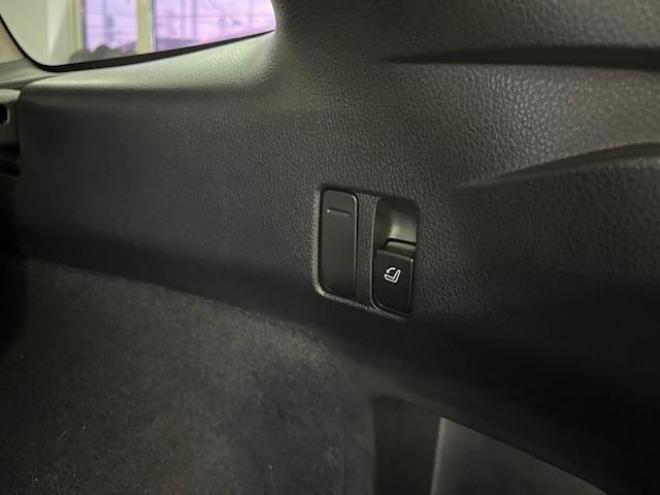 レヴォーグ１．６　ＧＴ－Ｓアイサイト　本州仕入　ワンオーナー　禁煙車　ＳＴｉスポイラー　社外１８インチＡＷ　純正１８ＡＷ＋スタッドレスタイヤ付　純正ナビ　フルセグ地デジ　ＤＶＤ再生　バックカメラ　Ｂｌｕｅｔｏｏｔｈハンズフリー　ＥＴＣ 4WD 1600 5Dr