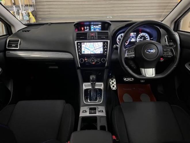 レヴォーグ１．６　ＧＴ－Ｓアイサイト　本州仕入　ワンオーナー　禁煙車　ＳＴｉスポイラー　社外１８インチＡＷ　純正１８ＡＷ＋スタッドレスタイヤ付　純正ナビ　フルセグ地デジ　ＤＶＤ再生　バックカメラ　Ｂｌｕｅｔｏｏｔｈハンズフリー　ＥＴＣ 4WD 1600 5Dr