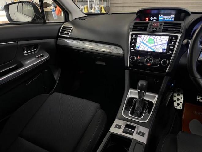 レヴォーグ１．６　ＧＴ－Ｓアイサイト　本州仕入　ワンオーナー　禁煙車　ＳＴｉスポイラー　社外１８インチＡＷ　純正１８ＡＷ＋スタッドレスタイヤ付　純正ナビ　フルセグ地デジ　ＤＶＤ再生　バックカメラ　Ｂｌｕｅｔｏｏｔｈハンズフリー　ＥＴＣ 4WD 1600 5Dr