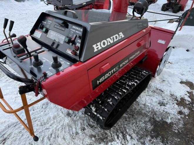 除雪機飛距離抜群！ホンダ HS2011Z スノーファイター 20馬力 状態極上