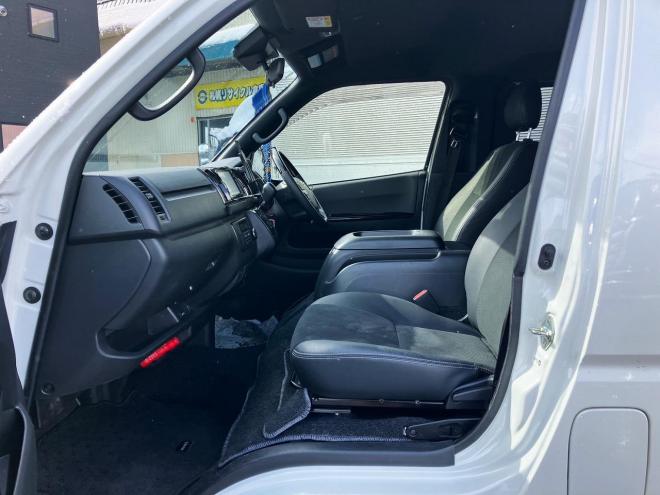 ハイエース中古　スーパーGLダークプライムⅡ　ロングボディ　ディーゼルターボ4WD