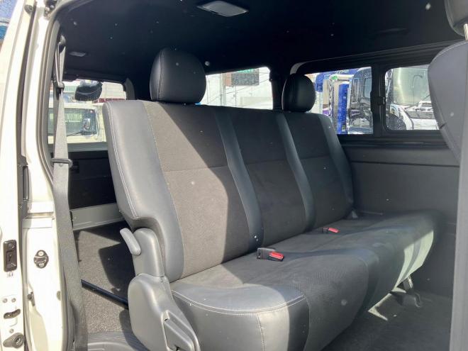 ハイエース中古　スーパーGLダークプライムⅡ　ロングボディ　ディーゼルターボ4WD