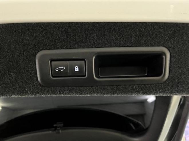 レクサスＲＸ４５０ｈ　Ｆスポーツ　本州仕入　寒冷地仕様　禁煙車　電動サンルーフ　純正２０インチＡＷ　社外１８ＡＷ＋スタッドレスタイヤ付　純正レザーシート　純正ナビ　地デジ　Ｂｌｕｅｔｏｏｔｈ　シートヒーター＆クーラー　前後ドラレコ 4WD 3500 5Dr