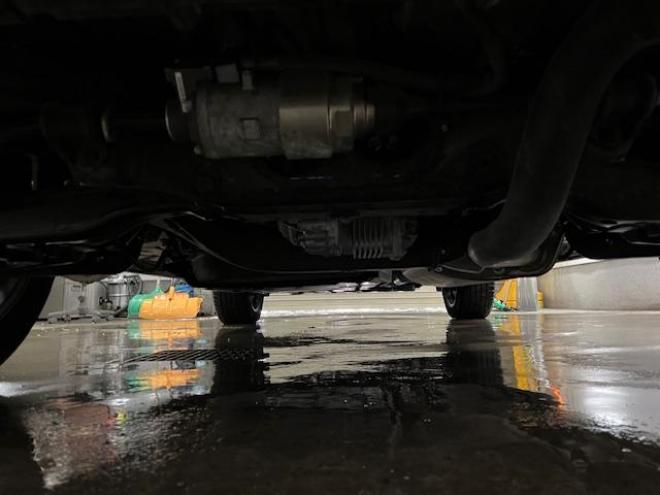 レクサスＲＸ４５０ｈ　Ｆスポーツ　本州仕入　寒冷地仕様　禁煙車　電動サンルーフ　純正２０インチＡＷ　社外１８ＡＷ＋スタッドレスタイヤ付　純正レザーシート　純正ナビ　地デジ　Ｂｌｕｅｔｏｏｔｈ　シートヒーター＆クーラー　前後ドラレコ 4WD 3500 5Dr