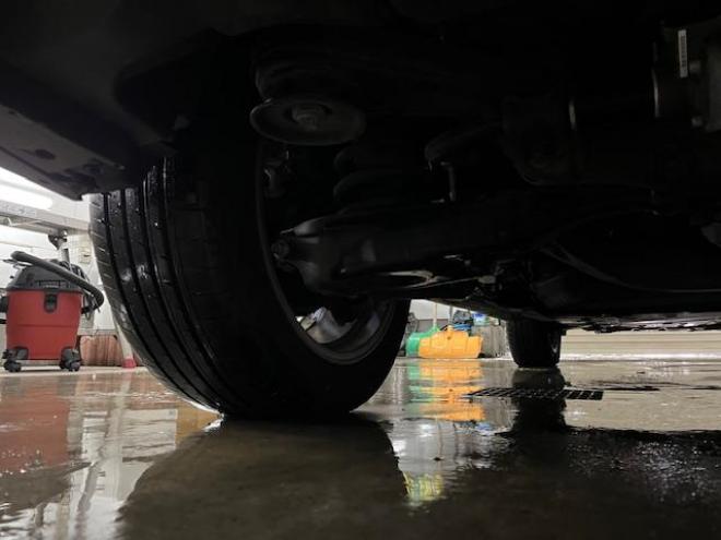 レクサスＲＸ４５０ｈ　Ｆスポーツ　本州仕入　寒冷地仕様　禁煙車　電動サンルーフ　純正２０インチＡＷ　社外１８ＡＷ＋スタッドレスタイヤ付　純正レザーシート　純正ナビ　地デジ　Ｂｌｕｅｔｏｏｔｈ　シートヒーター＆クーラー　前後ドラレコ 4WD 3500 5Dr