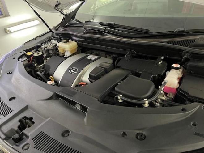 レクサスＲＸ４５０ｈ　Ｆスポーツ　本州仕入　寒冷地仕様　禁煙車　電動サンルーフ　純正２０インチＡＷ　社外１８ＡＷ＋スタッドレスタイヤ付　純正レザーシート　純正ナビ　地デジ　Ｂｌｕｅｔｏｏｔｈ　シートヒーター＆クーラー　前後ドラレコ 4WD 3500 5Dr