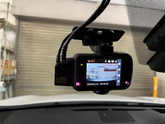 レクサスＲＸ４５０ｈ　Ｆスポーツ　本州仕入　寒冷地仕様　禁煙車　電動サンルーフ　純正２０インチＡＷ　社外１８ＡＷ＋スタッドレスタイヤ付　純正レザーシート　純正ナビ　地デジ　Ｂｌｕｅｔｏｏｔｈ　シートヒーター＆クーラー　前後ドラレコ 4WD 3500 5Dr