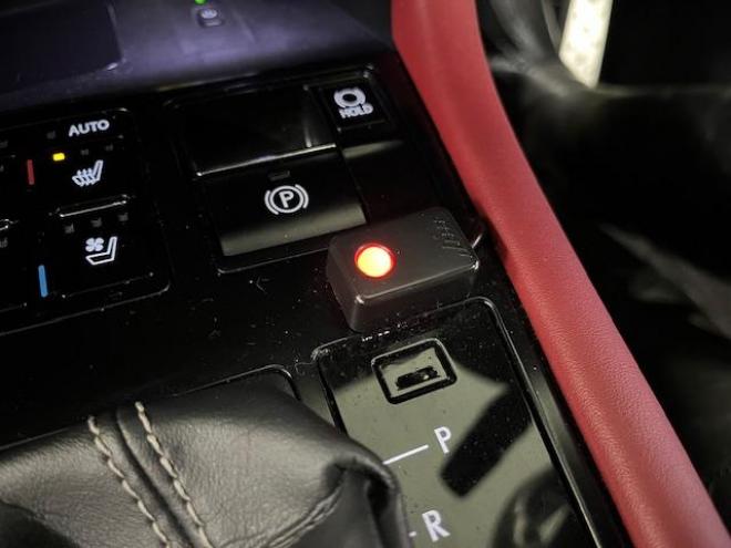 レクサスＲＸ４５０ｈ　Ｆスポーツ　本州仕入　寒冷地仕様　禁煙車　電動サンルーフ　純正２０インチＡＷ　社外１８ＡＷ＋スタッドレスタイヤ付　純正レザーシート　純正ナビ　地デジ　Ｂｌｕｅｔｏｏｔｈ　シートヒーター＆クーラー　前後ドラレコ 4WD 3500 5Dr