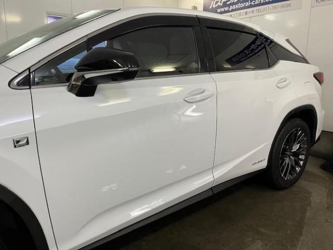 レクサスＲＸ４５０ｈ　Ｆスポーツ　本州仕入　寒冷地仕様　禁煙車　電動サンルーフ　純正２０インチＡＷ　社外１８ＡＷ＋スタッドレスタイヤ付　純正レザーシート　純正ナビ　地デジ　Ｂｌｕｅｔｏｏｔｈ　シートヒーター＆クーラー　前後ドラレコ 4WD 3500 5Dr