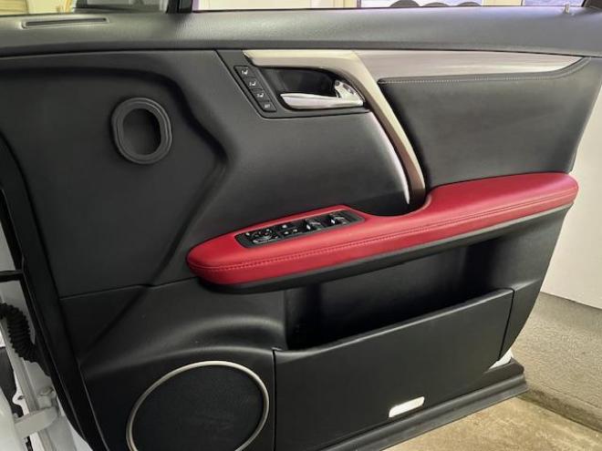 レクサスＲＸ４５０ｈ　Ｆスポーツ　本州仕入　寒冷地仕様　禁煙車　電動サンルーフ　純正２０インチＡＷ　社外１８ＡＷ＋スタッドレスタイヤ付　純正レザーシート　純正ナビ　地デジ　Ｂｌｕｅｔｏｏｔｈ　シートヒーター＆クーラー　前後ドラレコ 4WD 3500 5Dr