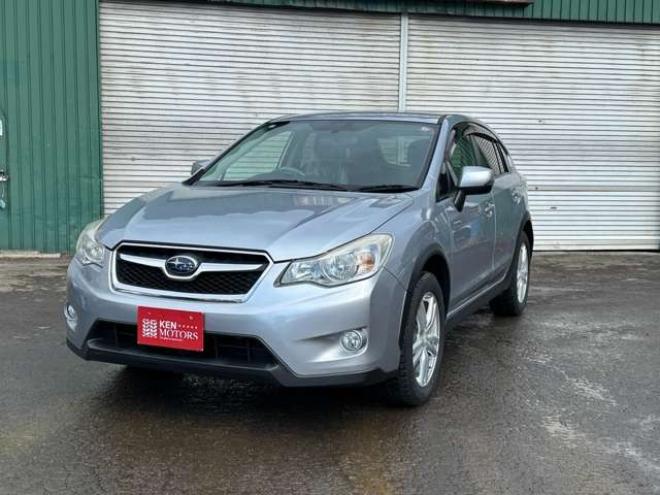 インプレッサXVハイブリッド 2.0i 4WD　ナビ　ワンセグ　アルミホイール　クルーズコントロール　ABS　横滑り防止装置　盗難防止装置　パワステ　パワーウィンドウ　スマートキー　キーレスエントリー　MTモード付　アイドリングストップ　ETC 2000