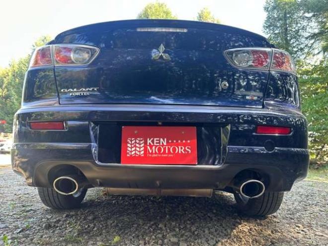 ギャランフォルティス 2.0 ラリーアート 4WD　社外ナビ　フルセグ　バックカメラ　ドラレコ　パワーウィンドウ　パワステ　ABS　キーレスエントリー　盗難防止装置　　クルーズコントロール 2000