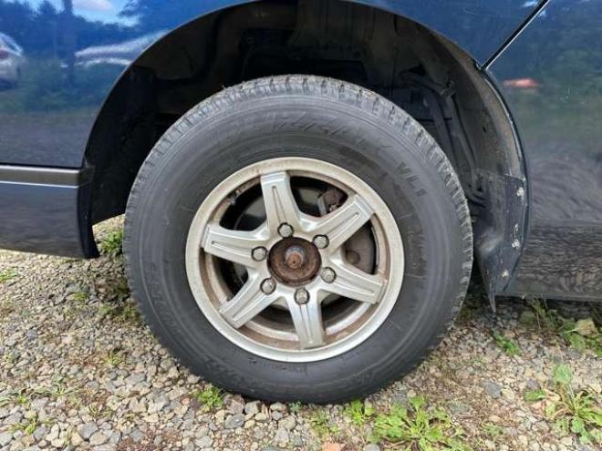 キャラバンNV350 2.5 プレミアムGX ロングボディ ディーゼルターボ 4WD　パワステ　パワーウィンドウ　純正ナビ　社外アルミ　ABS　リアヒーター　フルセグ　バックカメラ　ETC　キーレス　両側スライドドア 2500