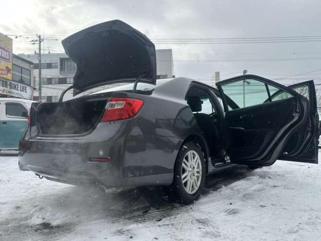 カムリハイブリッド2.5 Gパッケージ　純正アルミ　純正ナビ　ETC　ワンセグ　バックカメラ　パワステ　パワーウィンドウ　キーレスエントリー　電動シート　クルーズコントロール　横滑り防止装置　盗難防止装置 正規輸入車 2WD 2500