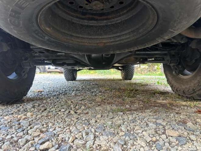 ハイラックスサーフ2.7 SSR-X アメリカンバージョン 4WD　コンビハンドル　社外ナビ　バックカメラ　ETC　社外スターター　社外ヘッドライト　シートカバー　パワーウィンドウ　パワステ　純正アルミ　ABS　キーレス　社外テール　社外グリル 2700