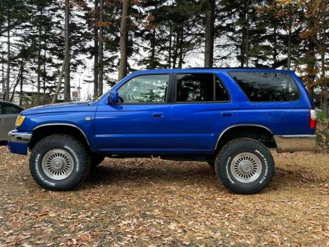 ハイラックスサーフ2.7 SSR-X パッケージオプションA 4WD　ナローボディ　リフトアップ　グリル　グッドリッチAW　パワステ　パワーウィンドウ　ABS　キーレス 2700