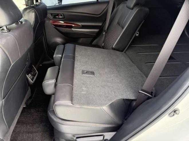 ハリアーハイブリッド2.5ハイブリッドE-Fourプレミアム 4WD ローンが不安な方＜優遇ローン＞  本州仕入　フルエアロ　SDナビTV　バックカメラ　4WD 