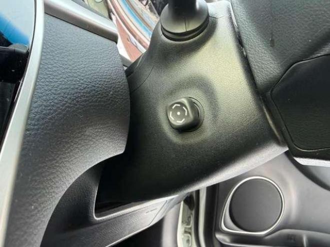 ハリアーハイブリッド2.5ハイブリッドE-Fourプレミアム 4WD ローンが不安な方＜優遇ローン＞  本州仕入　フルエアロ　SDナビTV　バックカメラ　4WD 