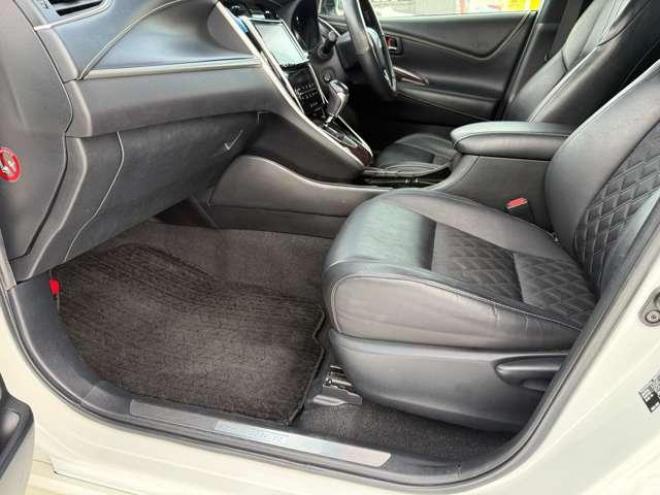 ハリアーハイブリッド2.5ハイブリッドE-Fourプレミアム 4WD ローンが不安な方＜優遇ローン＞  本州仕入　フルエアロ　SDナビTV　バックカメラ　4WD 