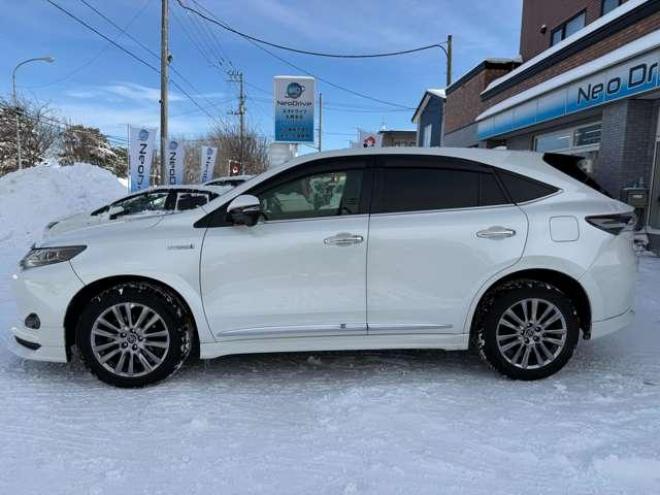 ハリアーハイブリッド2.5ハイブリッドE-Fourプレミアム 4WD ローンが不安な方＜優遇ローン＞  本州仕入　フルエアロ　SDナビTV　バックカメラ　4WD 