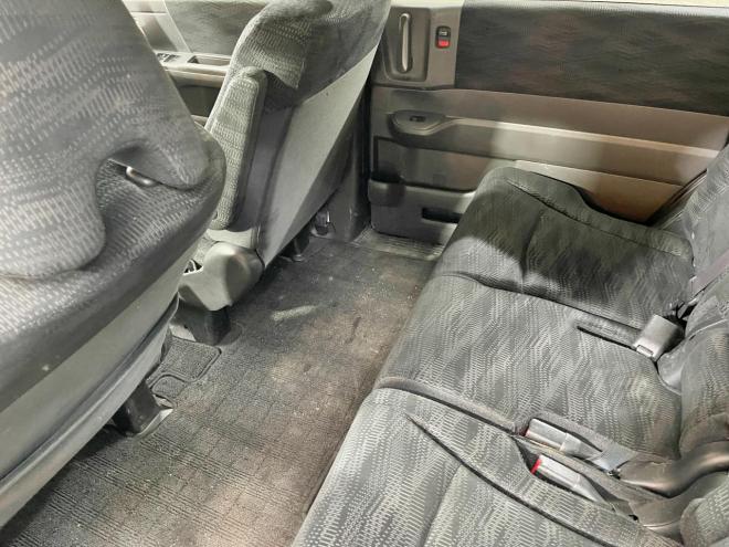 ステップワゴン2.0G 4WD 5年保証 ナビ Bカメ 寒冷地仕様 禁煙 車検整備2年付