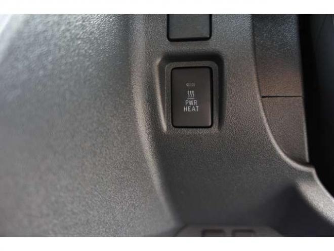 ハイエースバン2.8 スーパーGL ダークプライム S ロングボディ ディーゼルターボ 4WD　ダークプライムS　登録済未使用車　4WD　両側パワースライドドア　デジタルインナーミラー　全方位カメラ　バックカメラ　寒冷地仕様　プッシュスタート　スマートキー　415COBRAフラットベッドキット 登録済未使用車 2800